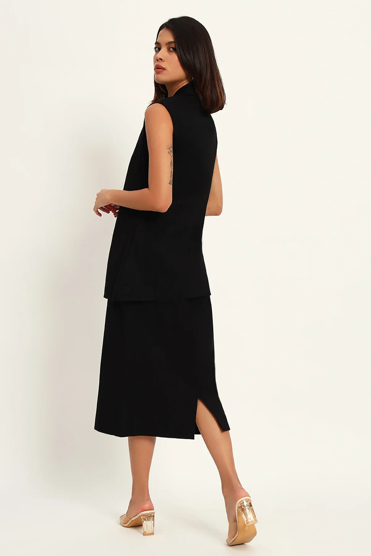 Luxe Linen Trio Jacket with Skirt Co-ord Set,  Black - Image 7