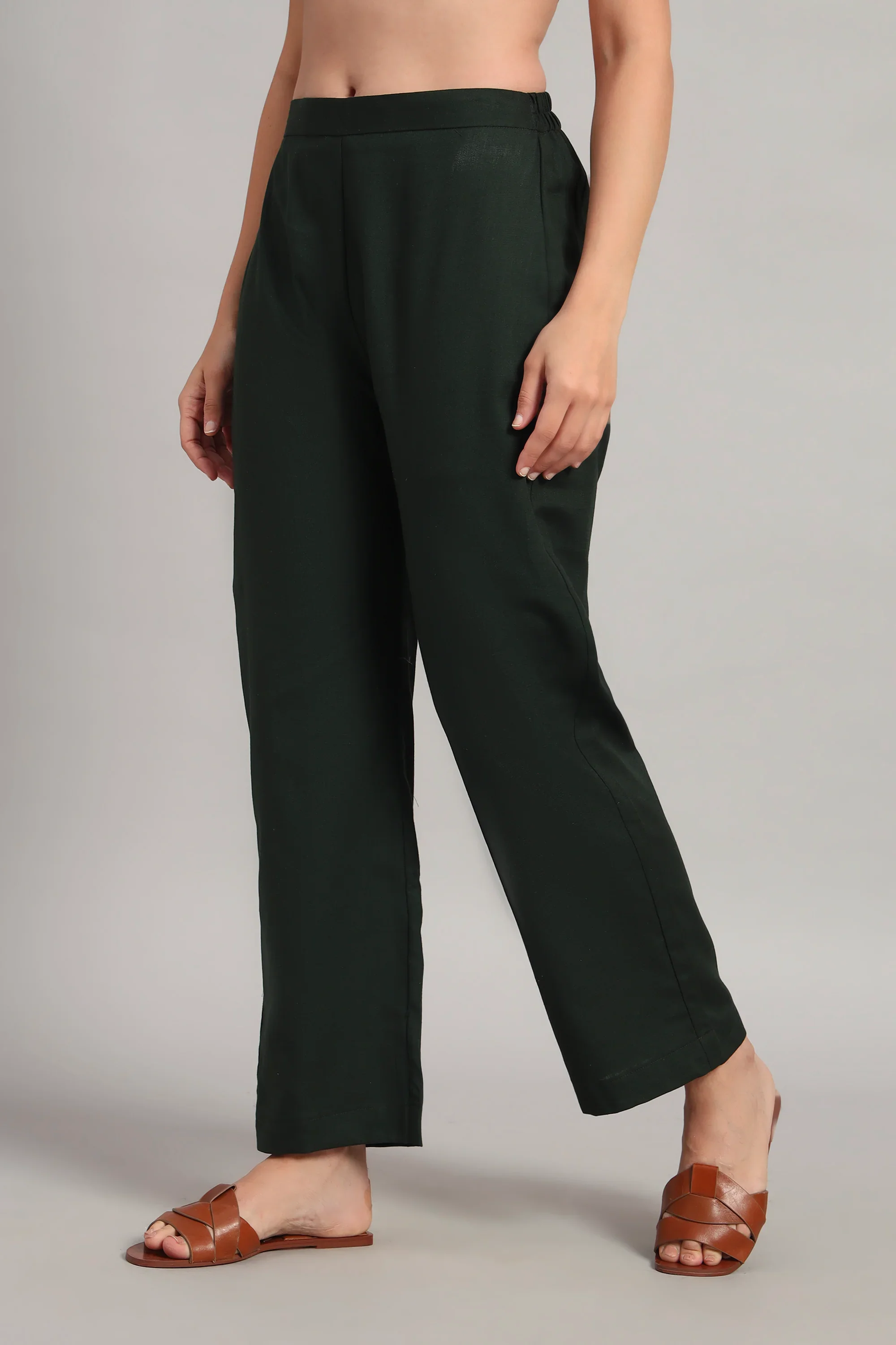 Roz Ka Kurta Set, Bottle Green - Image 5